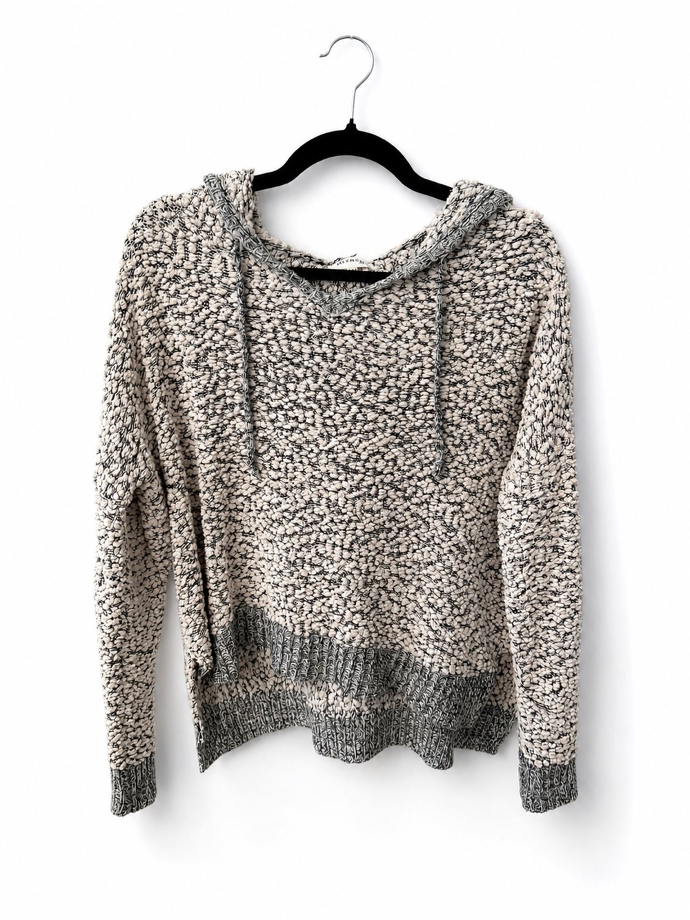 Miracle Two-Tone cozy popcorn Bouclé Hoodie in Cream and Gray